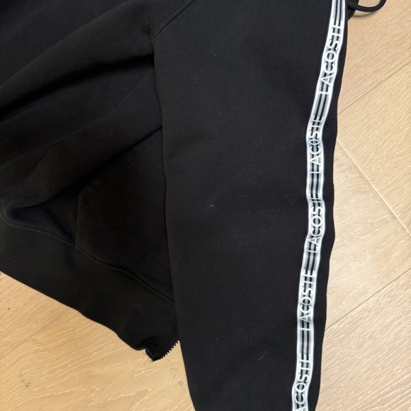 Lacoste black Hoodie - Picture 2 of 4